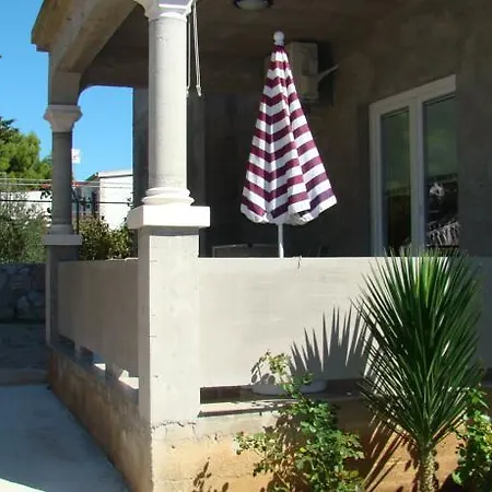 アパート Pinus *