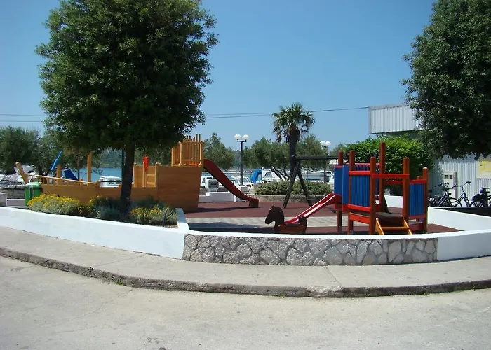 アパート Pinus *